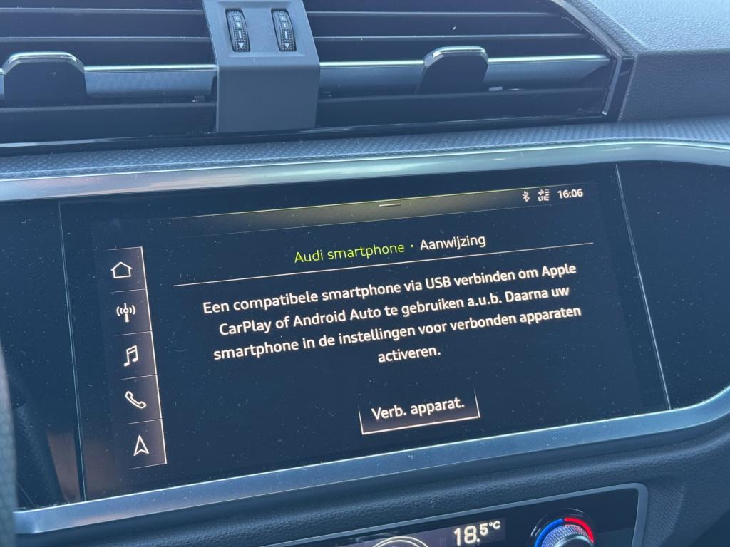 Audi Q3 35 tfsi 3x s-line* keyless * matrix led * camera * carplay