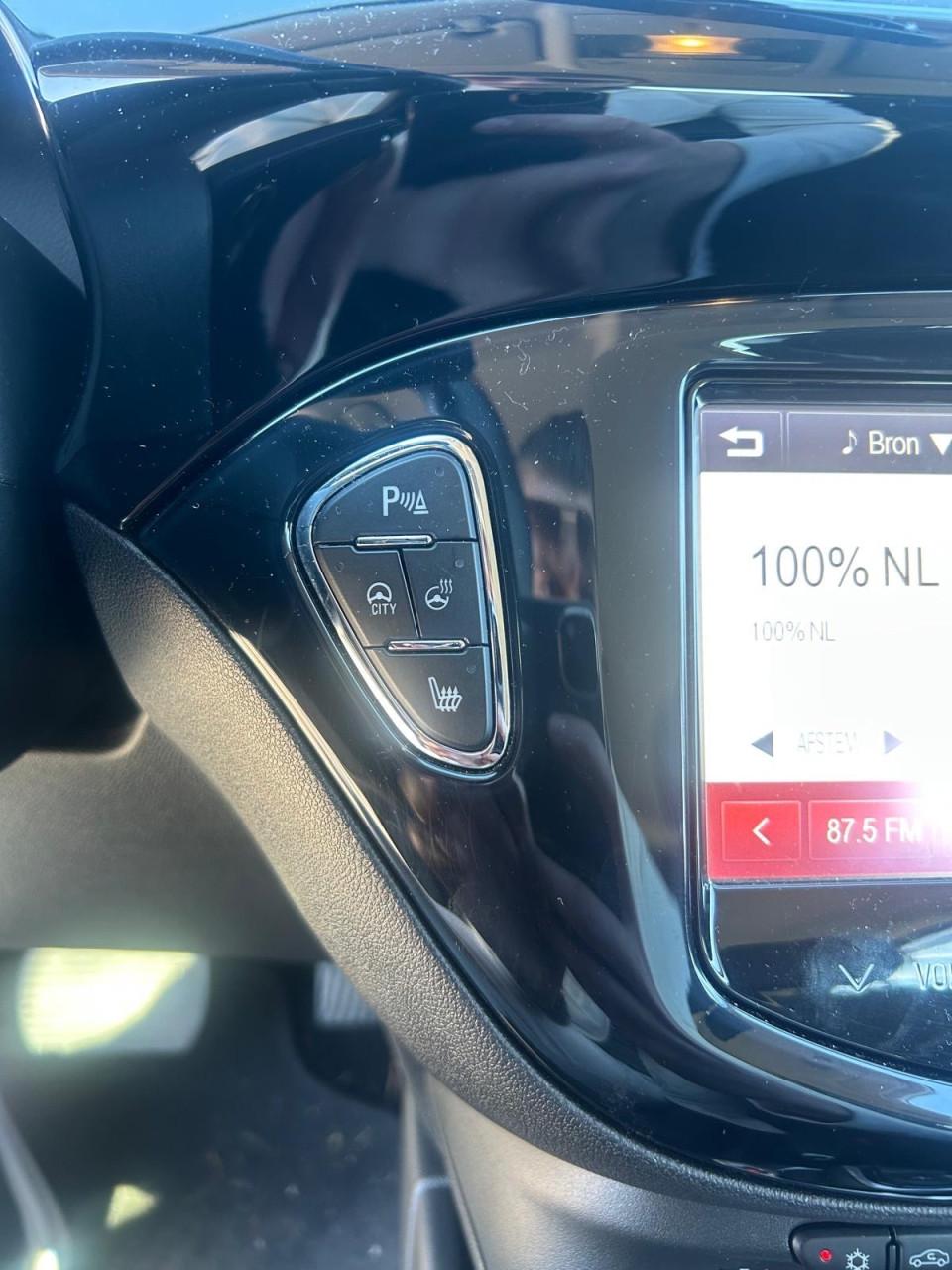 Opel Corsa easytronic 2015 bruin automaat