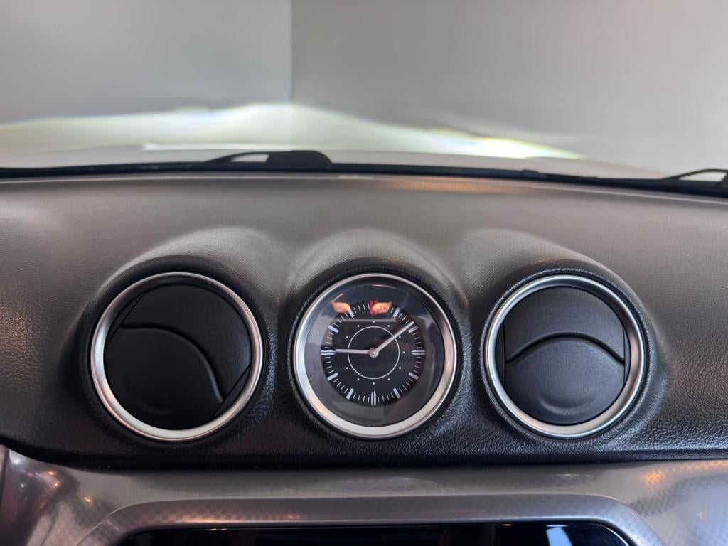 Suzuki Vitara 1.6 high executive