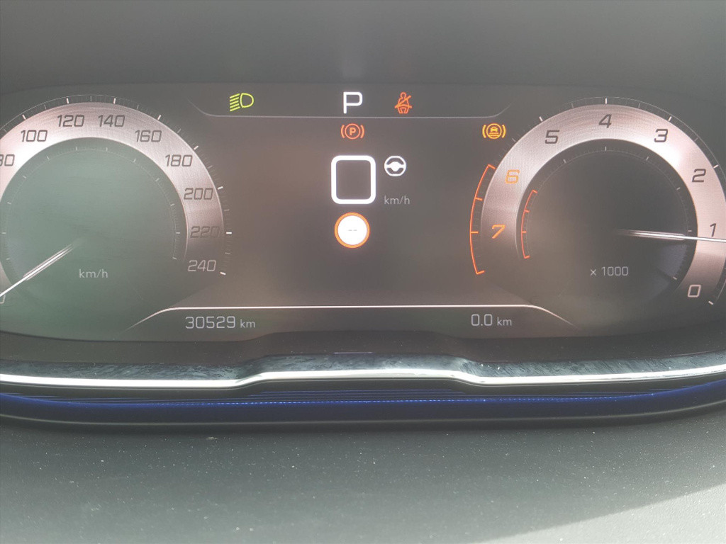 Peugeot 5008 gt 1.2-pt-130pk (vol)automaat/eat8 navigatie | cruise & climat