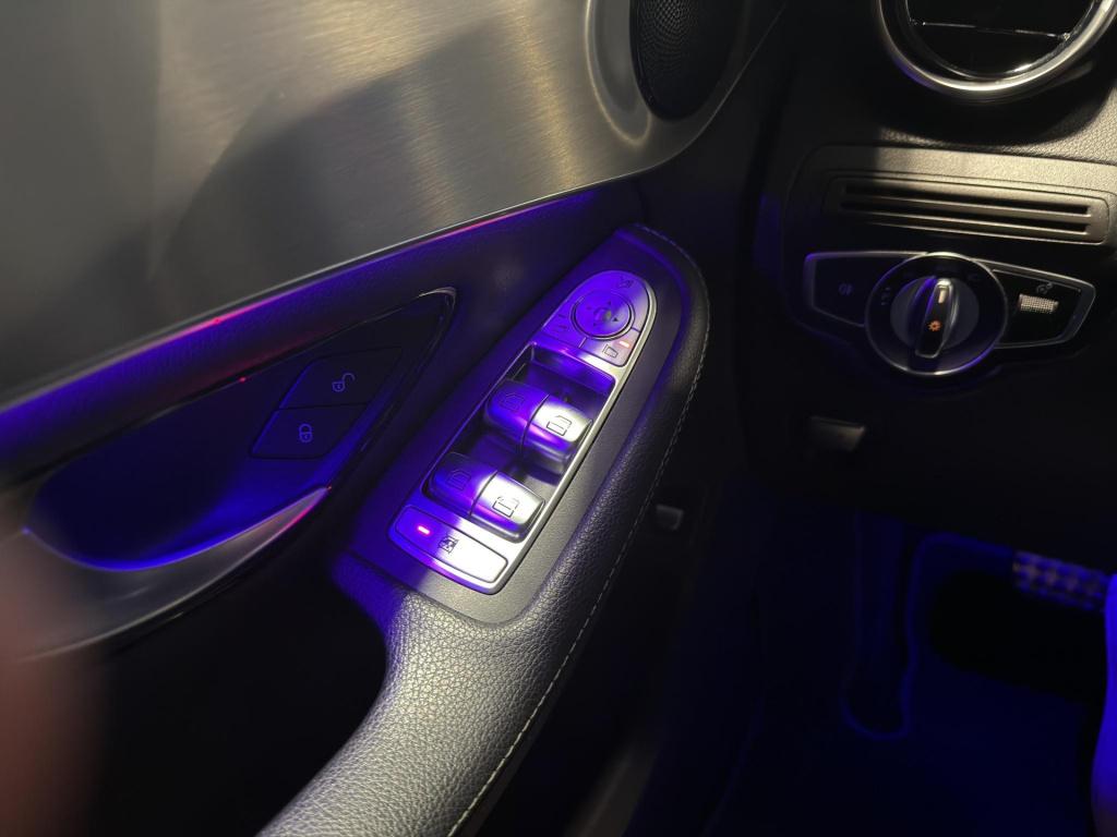 Mercedes-Benz Glc coupé 200 4matic amg | 20"| treeplanken | schuif/kantelda
