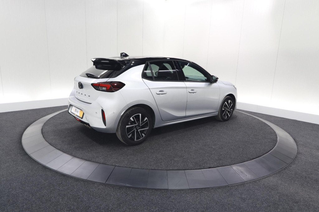 Opel Corsa 130 eat8 gs line | camera | navigatie | apple carplay | parkeers