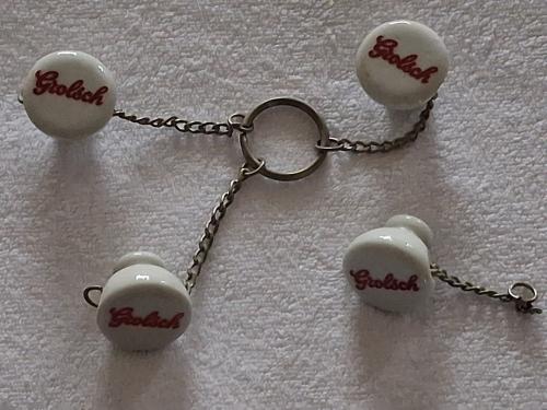 Sleutelhangers Grolsch porselein
