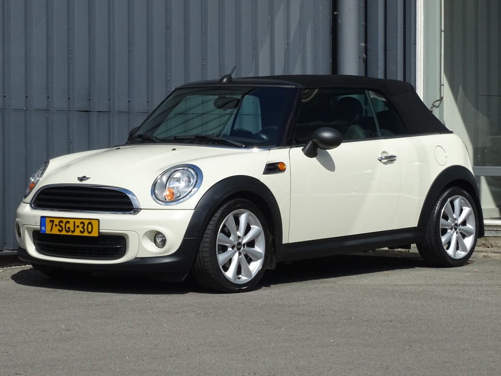 Mini One Cabrio mini 1.6 pepper | navi | stoelverwarming