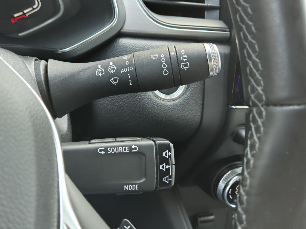 Renault Captur 1.3 tce 130 edc automaat edition one camera, trekhaak, bose®