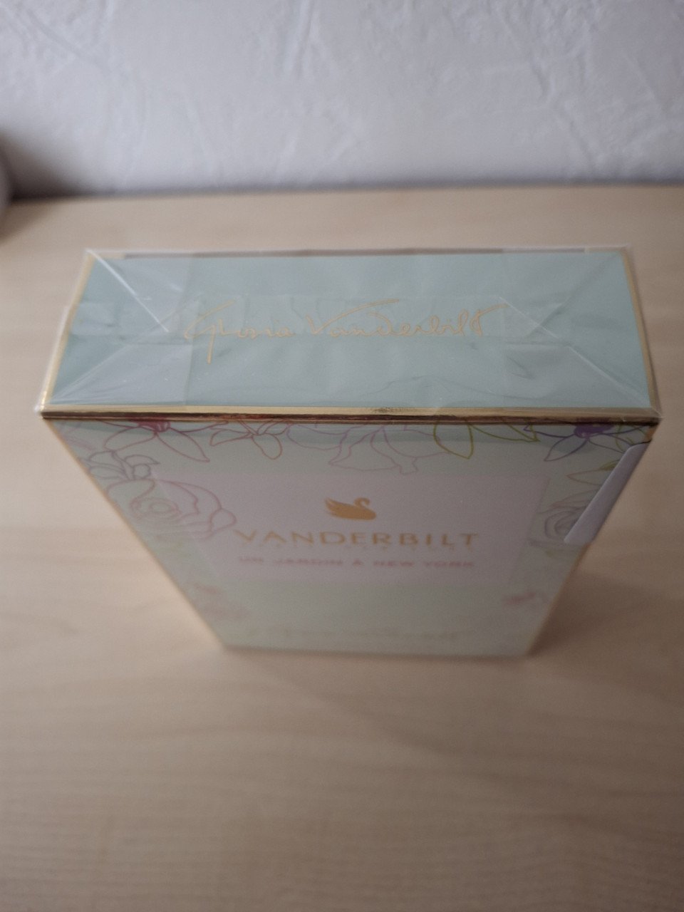 Eau de parfum Gloria Vanderbilt nieuw