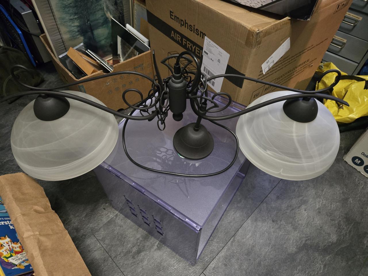 Plafondlamp met 2 glazen kappen Breed 80 cm, doorsnede kappen 24 cm