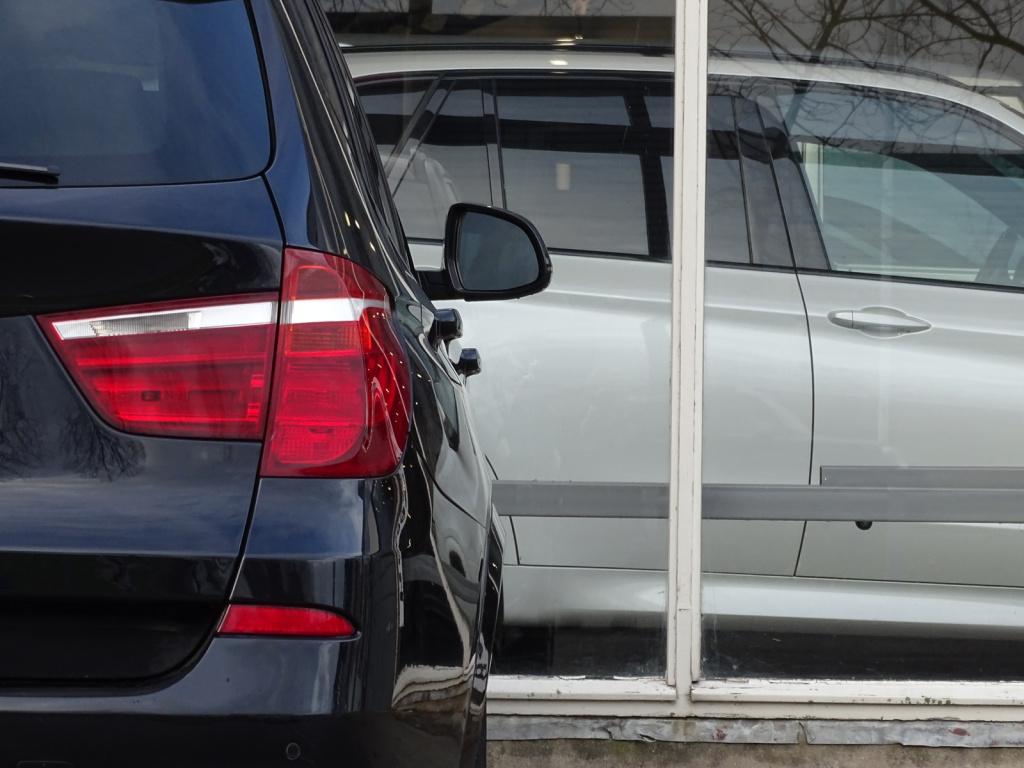 BMW X3 xdrive20i centennial high executive m-sportpakket | pano | 19"