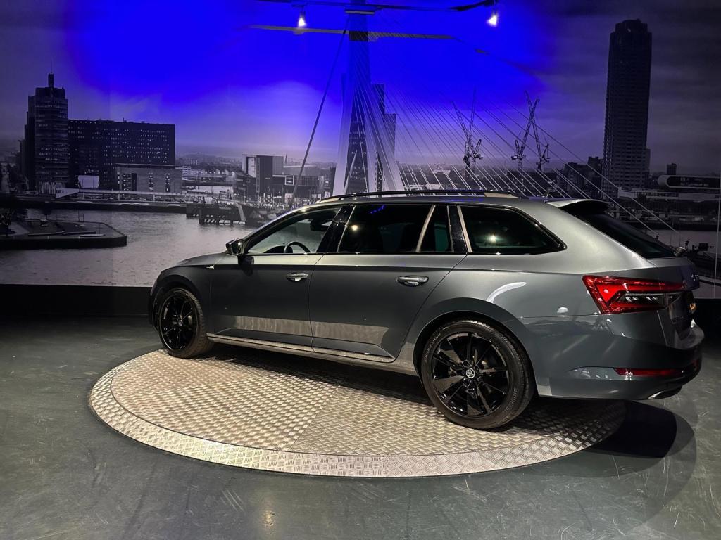 Skoda Superb combi 1.4 tsi iv sportline business *keyless*virtual*camera*sf