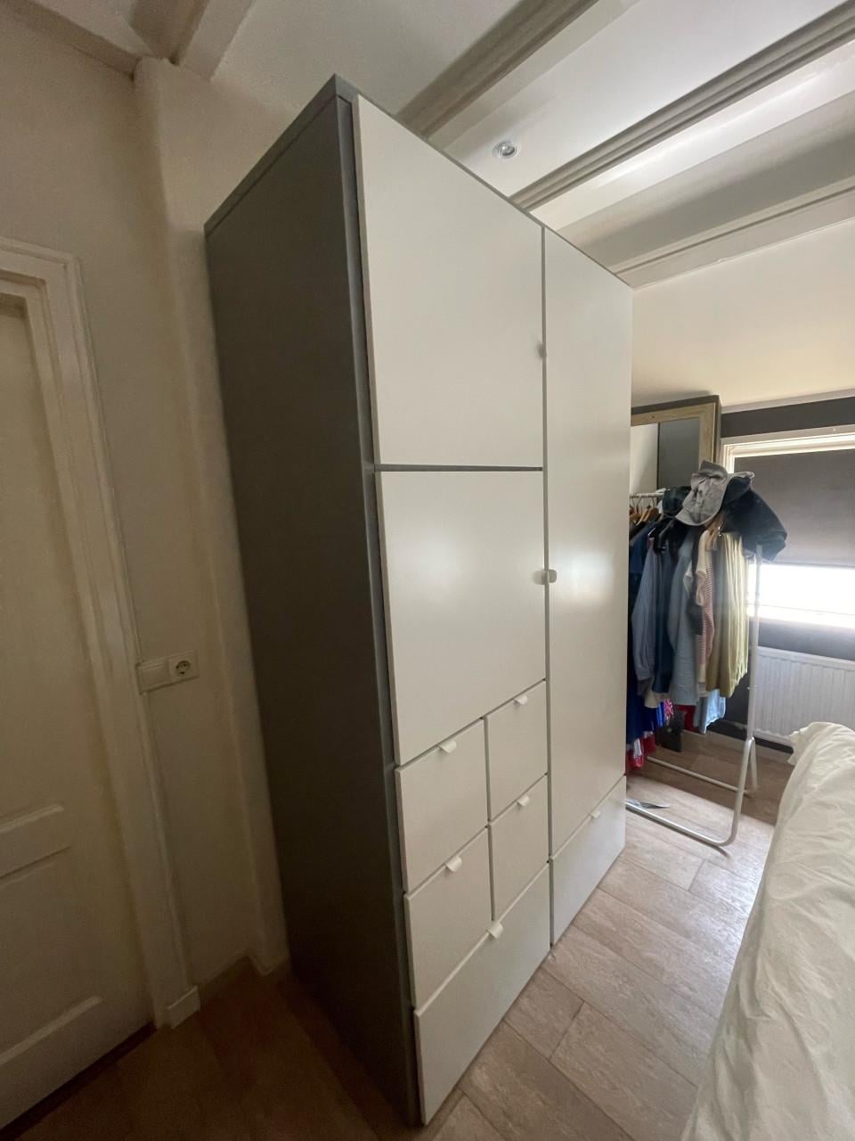 Ikea kledingkast visthus