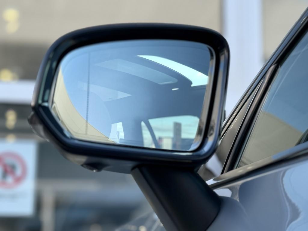 Volvo V60 t6 398pk recharge r-design| panodak| adap.cruise| 360camera| sty