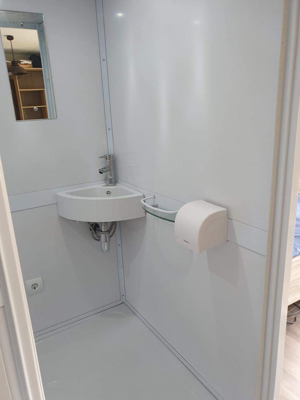 Big Move mobiele badkamer incl. vuilwater pomp FLO300 IP54