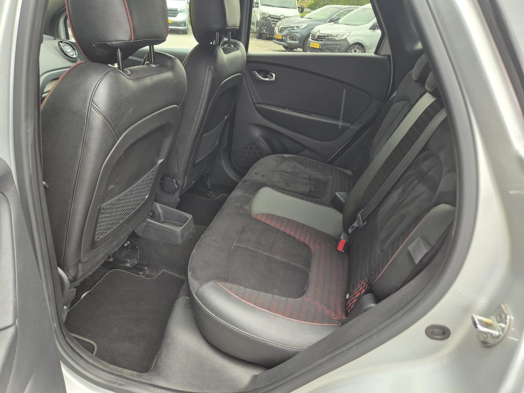 Renault Captur 1.3 tce 150 edc automaat red edition alcantara bekld., camer