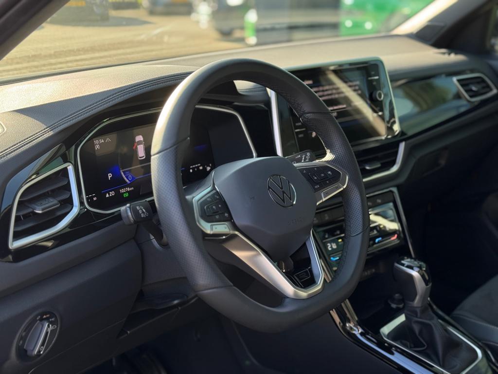 Volkswagen T-roc 1.5 tsi r-line edition * camera * massage * parkeerhulp