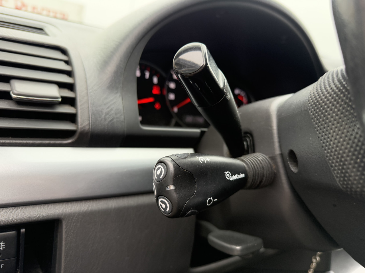 Suzuki Grand Vitara - 2.0 Metal Top