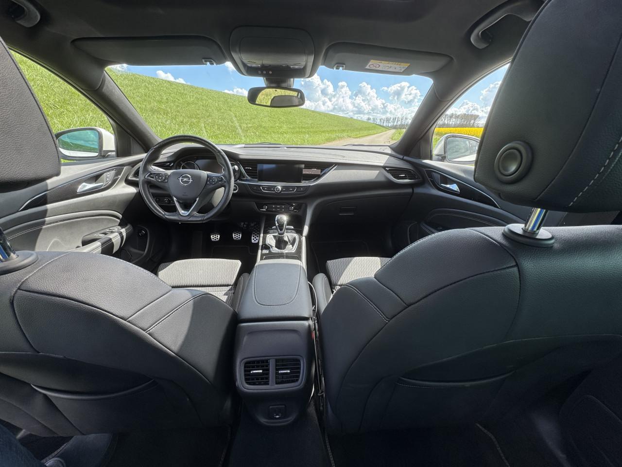 Opel Insignia Sports Tourer 1.5 Turbo 2018 OPC Line 165PK