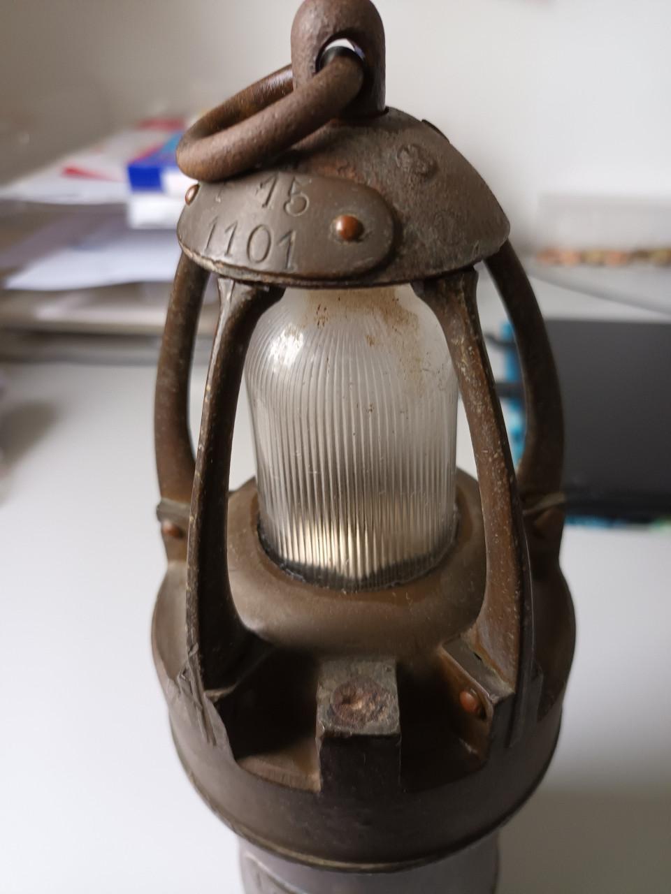 Zware mijnwerkerslamp