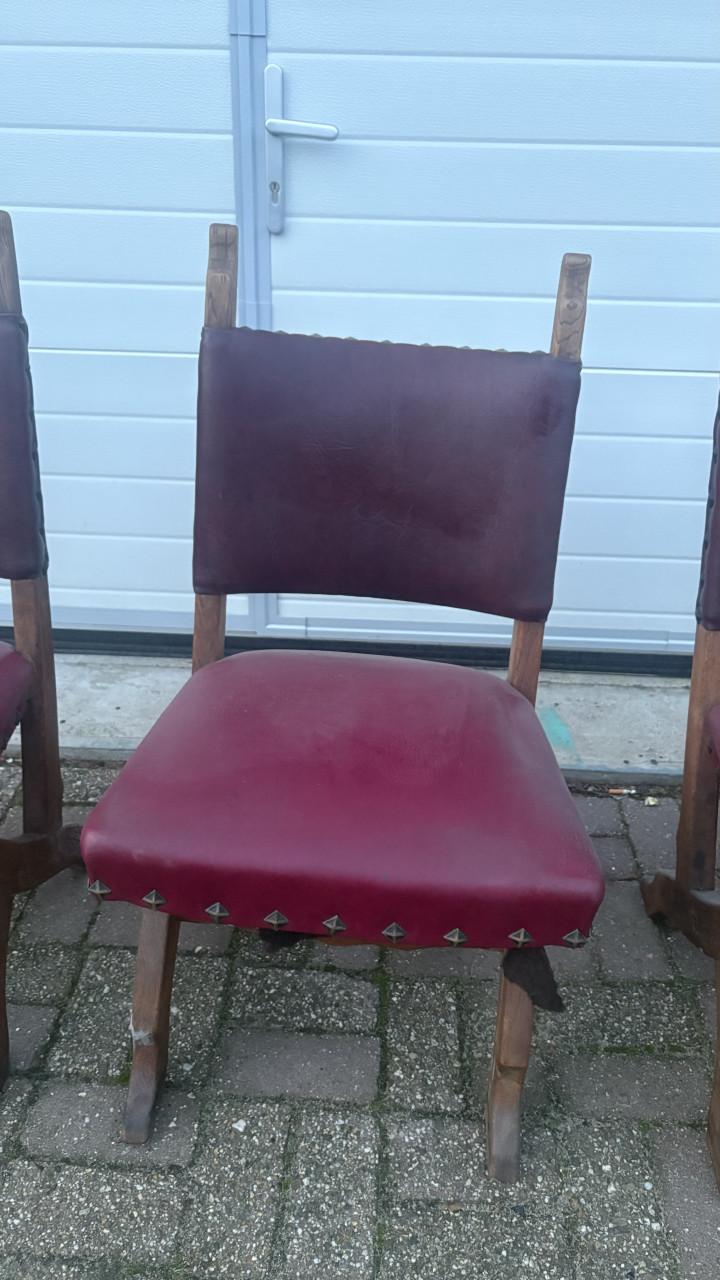 Antieke stoelen opknappers