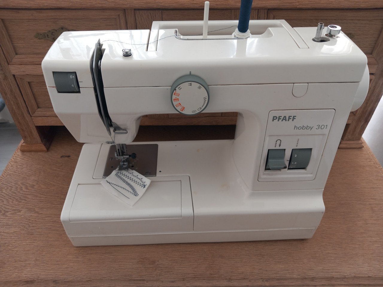 Prima Pfaff 301 naaimachine