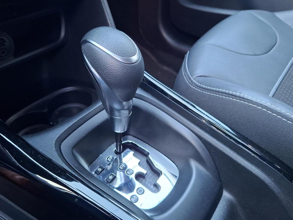 Peugeot 2008 suv 110 allure automaat clima/nav/trekhaak