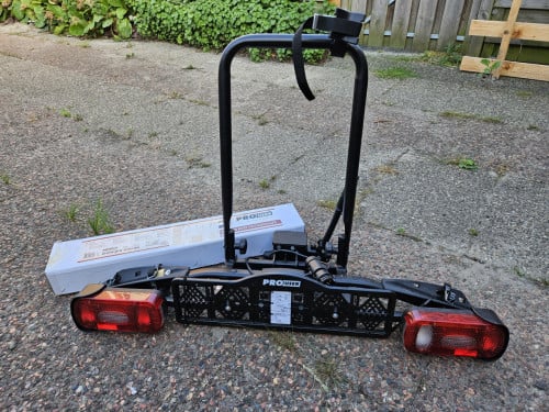 Fietsendrager met oprijgootje