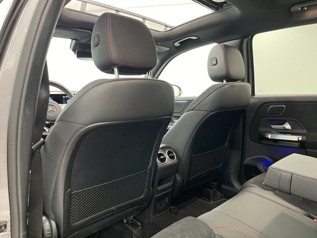 Mercedes-Benz Glb 200 amg line 7p. | 4x isofix | pano | burmester | 360 cam