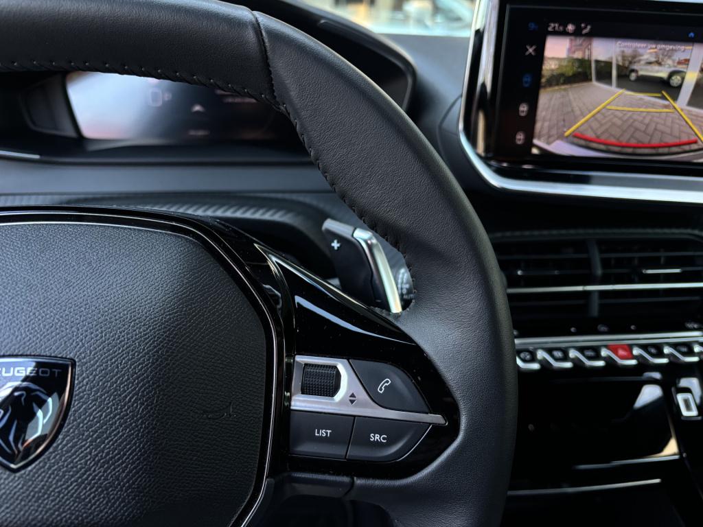 Peugeot 2008 automaat 1.2 puretech 130 allure