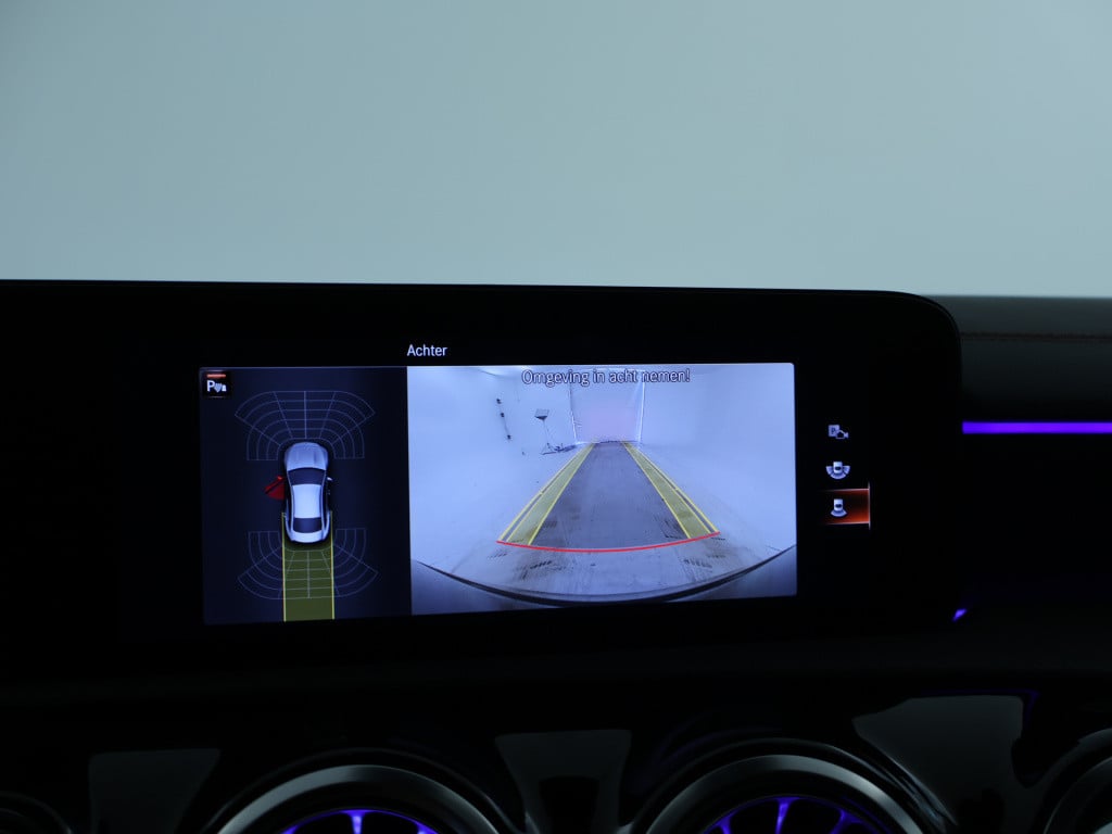 Mercedes-Benz Cla 250 e amg plug-in hybride | amg line | night pakket | pan