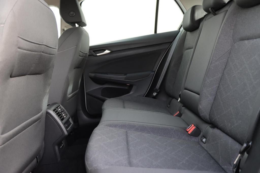 Volkswagen Golf 1.5 tsi life 130pk