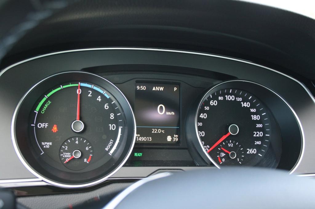 Volkswagen Passat variant 1.4 tsi gte connected series plus