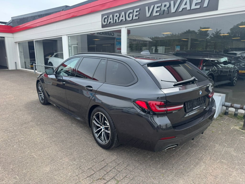 BMW 5 Serie touring 530e high executive