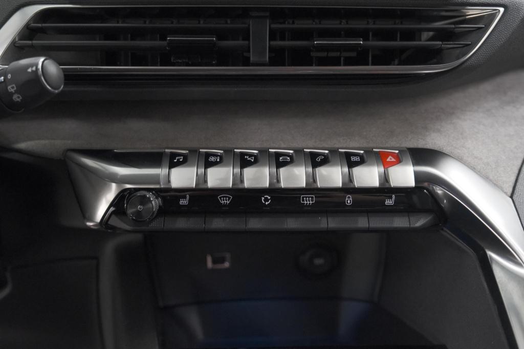 Peugeot 3008 puretech 130 eat8 gt | camera | dodehoekdetectie | adaptieve c