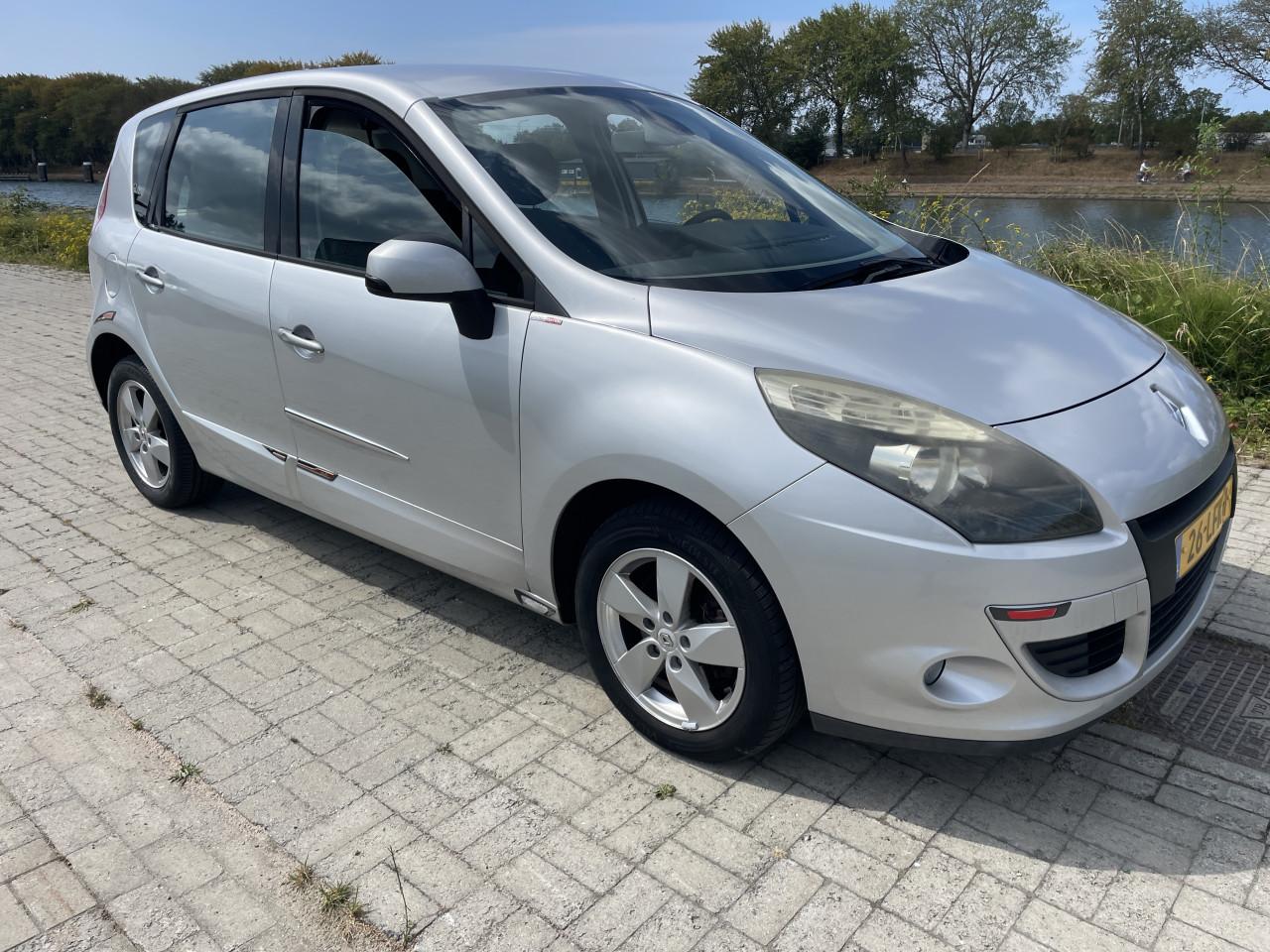 Renault scenic 1.6 selection bussines sport 127000 km