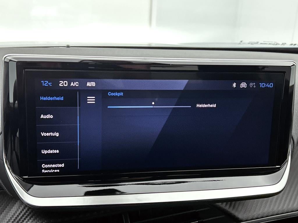 Peugeot 2008 100 pk allure | rijklaar | parkeersensoren rondom | apple carp