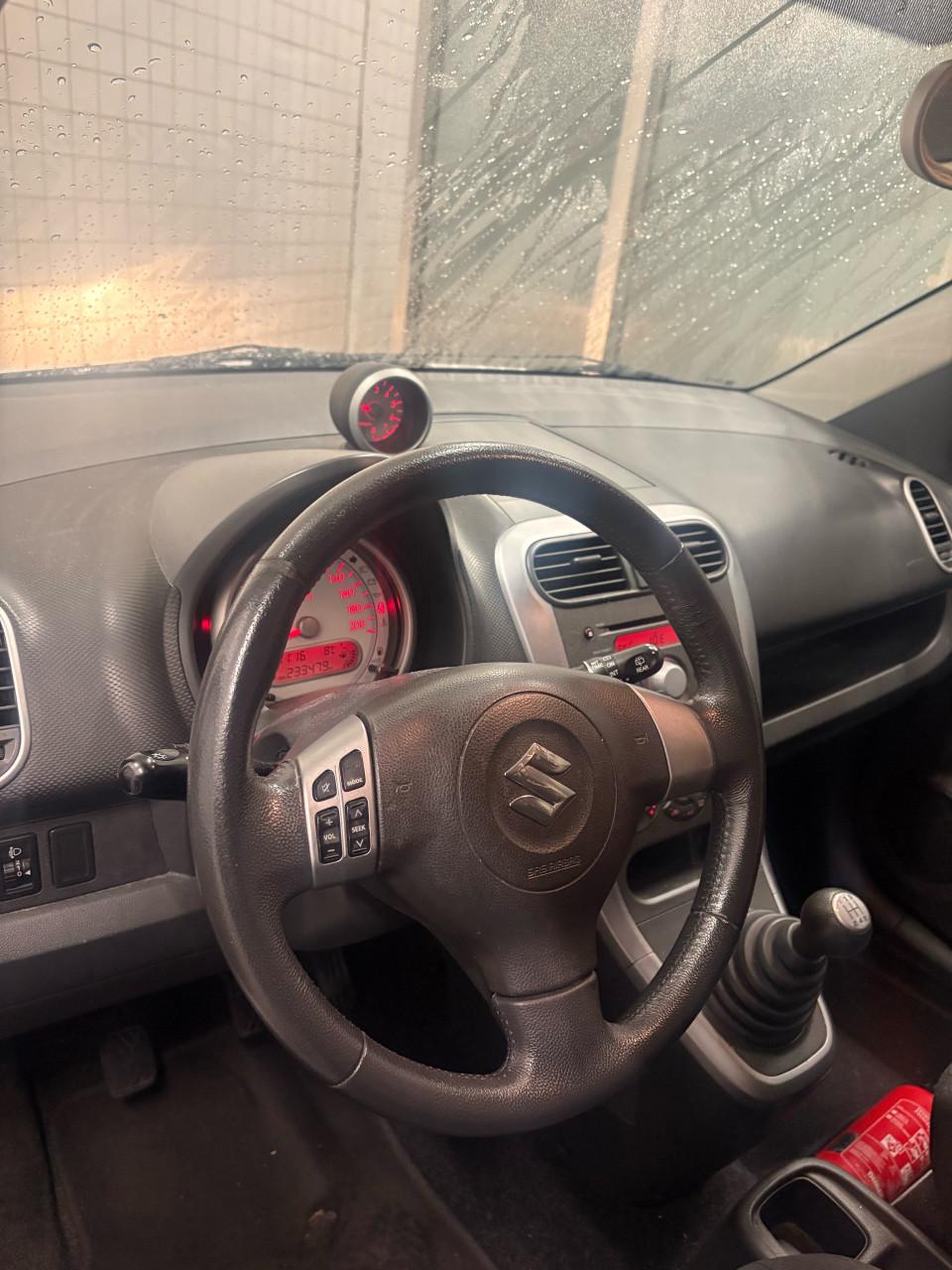 Suzuki Splash 1.2 benzine 2009 model met Airco