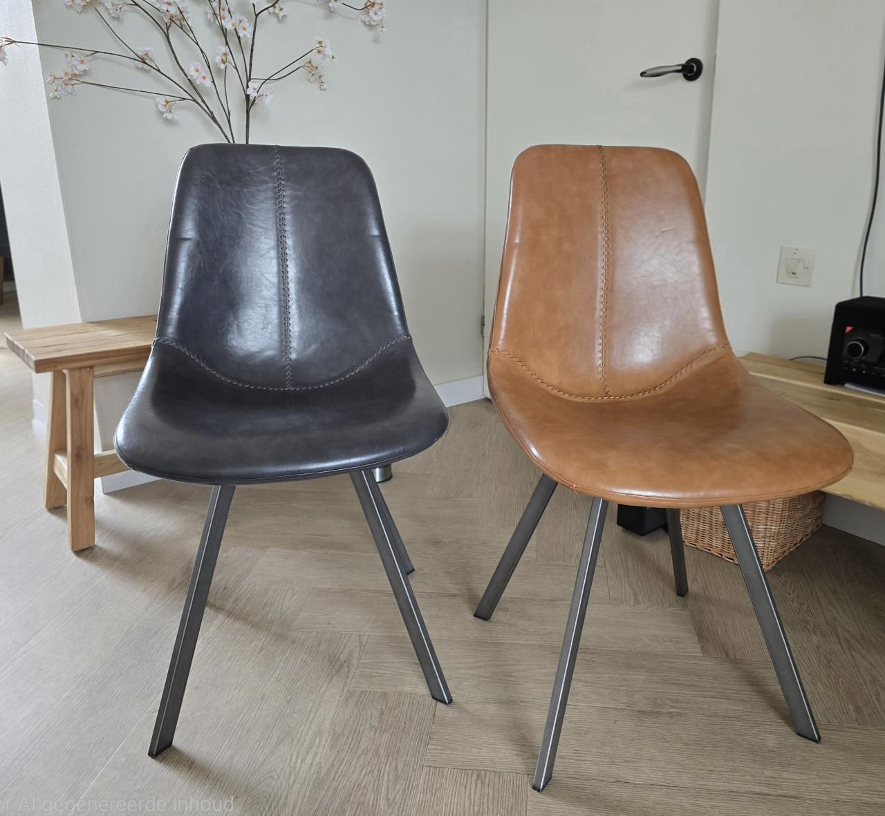 Zes eetkamer stoelen antraciet en cognac