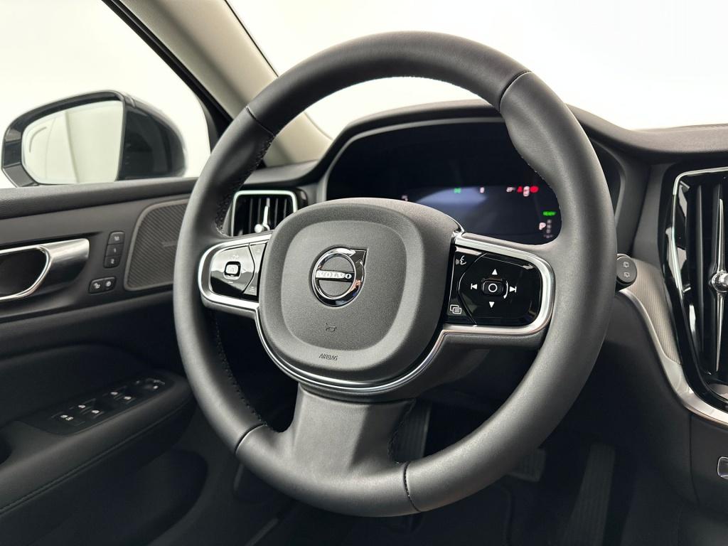 Volvo V60 t6 awd gt plus dark 19"