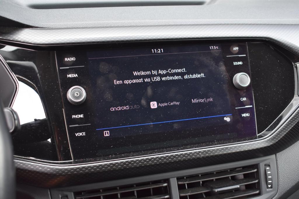 Volkswagen T-cross 1.0 tsi life | camera | trekhaak | apple carplay | andro