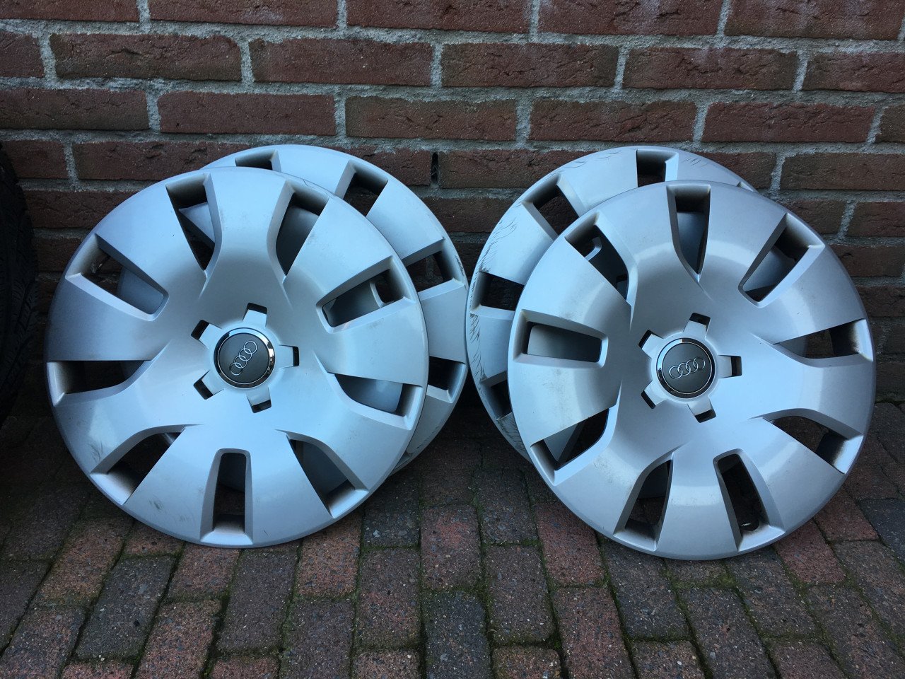 Audi velgen en wieldoppen