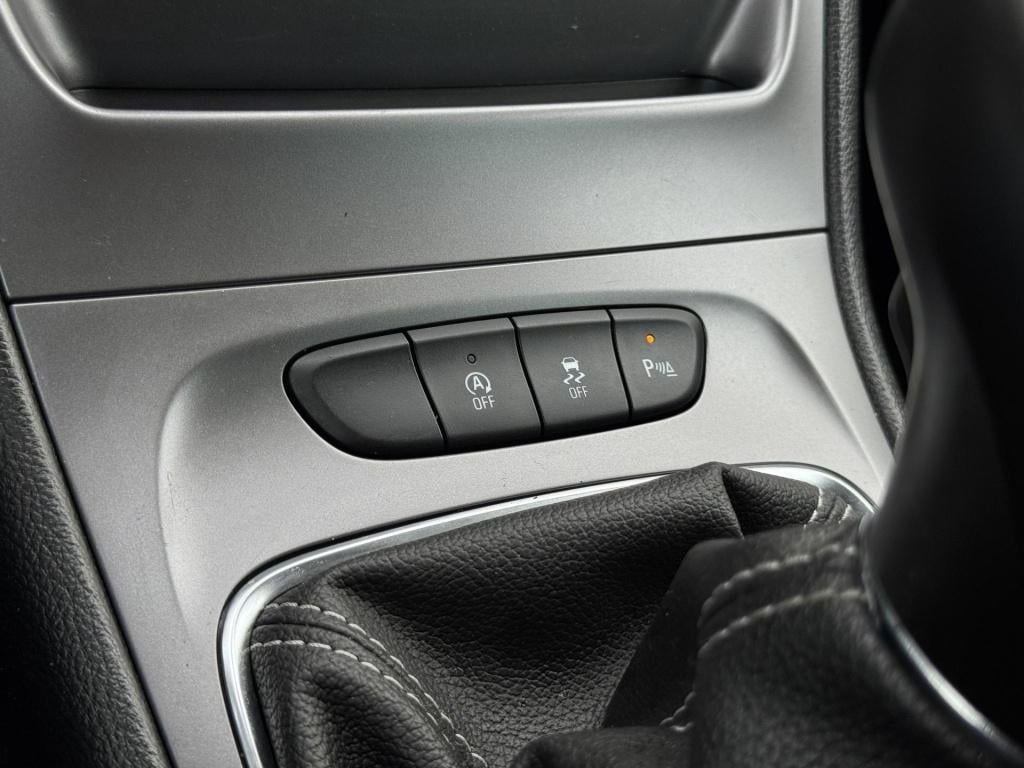 Opel Astra sports tourer 1.4 online edition 150pk comfortstoelen + intellil