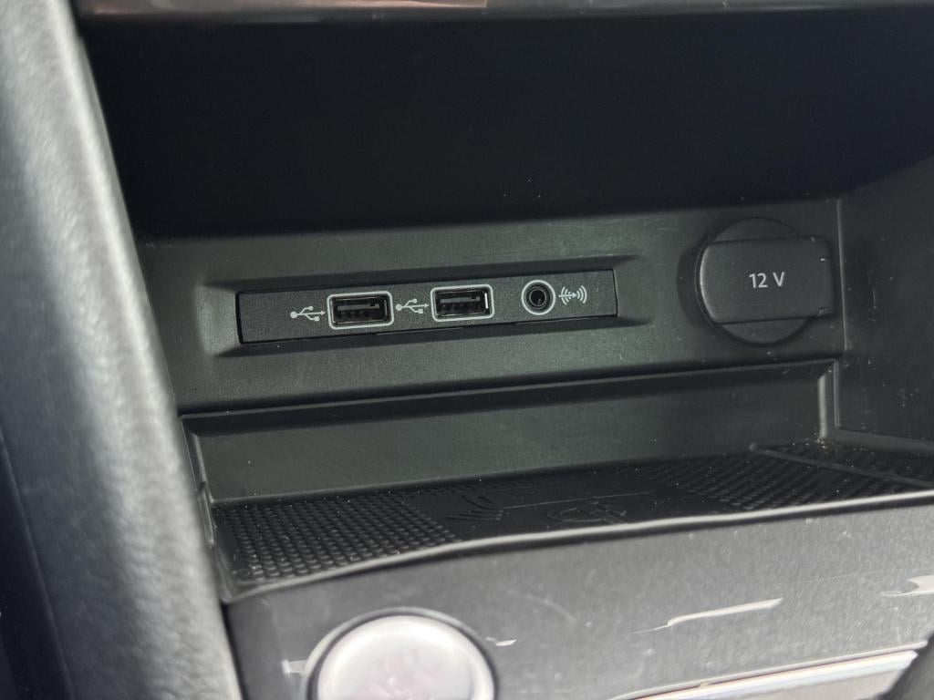 Volkswagen Tiguan 1.5 tsi act highline business r nl-auto, uitklapbare trek