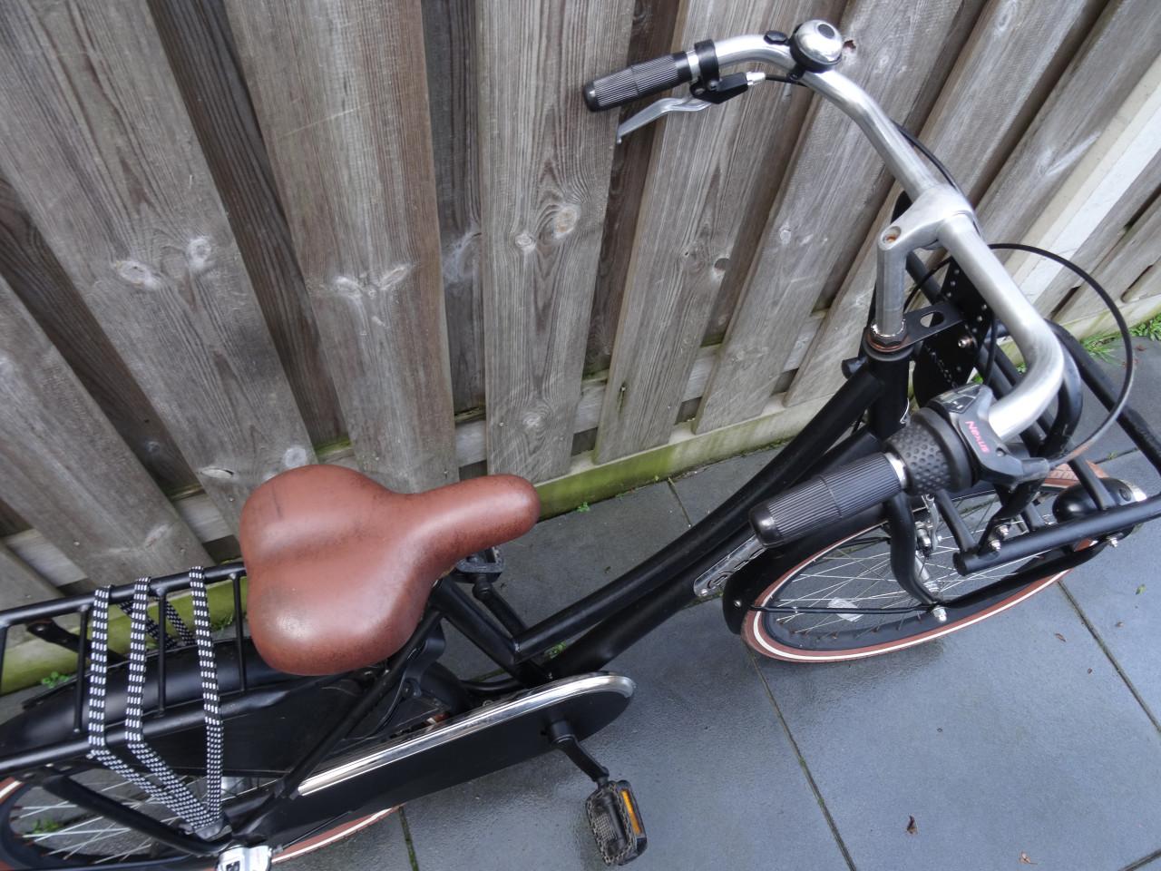 🚲🖤 Popal Daily Dutch 22 inch Meisjesfiets – Zwart