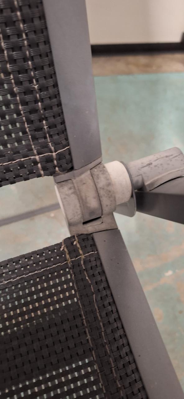 6 gebruikte tuinstoelen