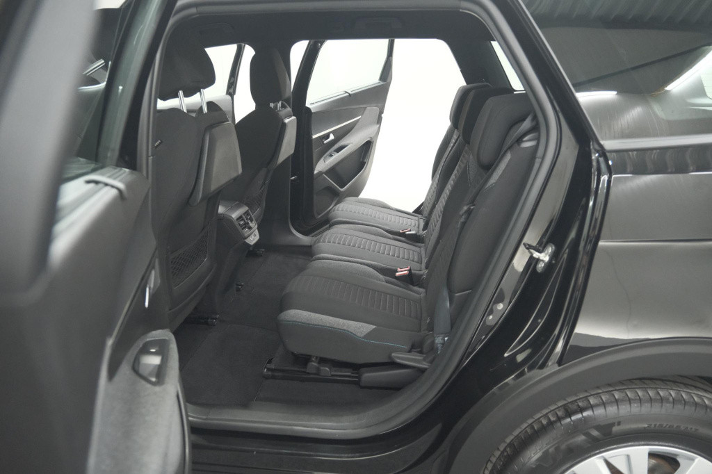Peugeot 5008 puretech 130 eat8 active pack | 7 zitplaatsen | camera | navig