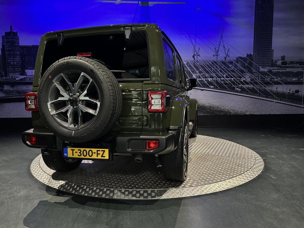 Jeep Wrangler unlimited 4xe 380 sahara *acc*camera*leer*sarge green clear c