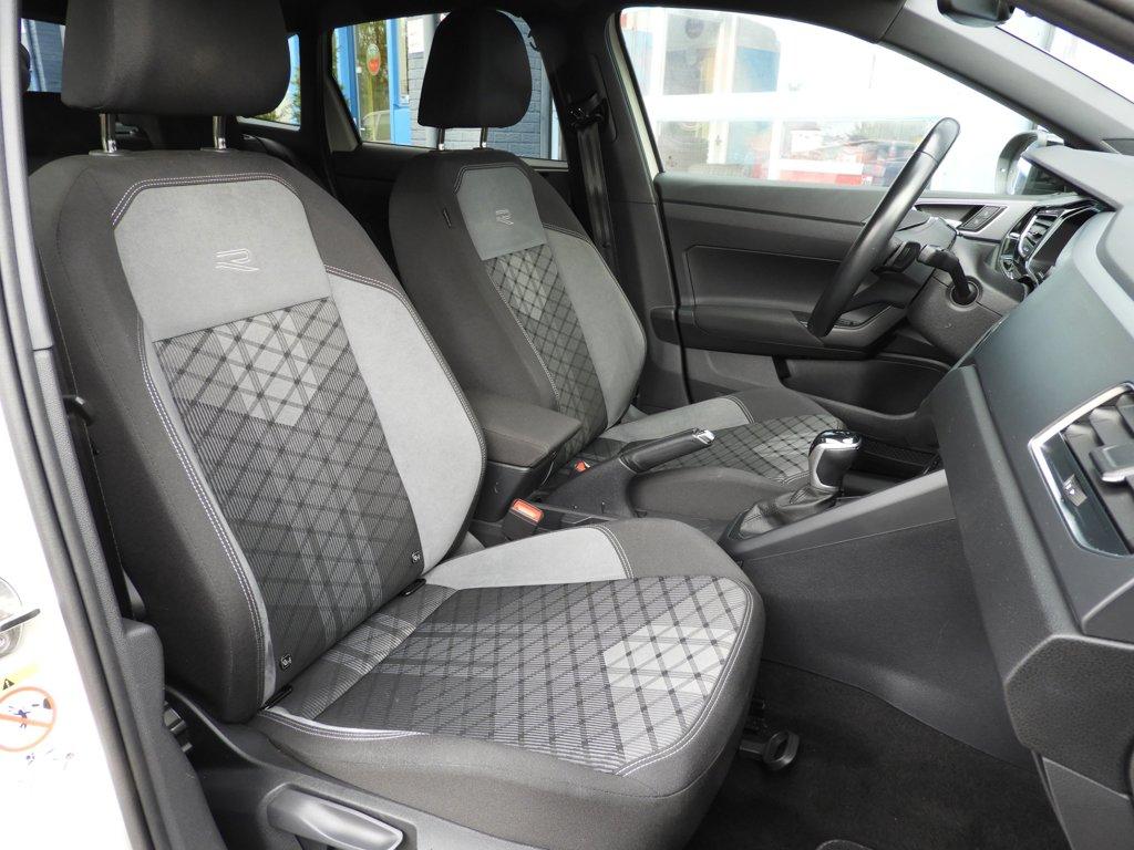 Volkswagen Taigo 1.0 tsi r-line