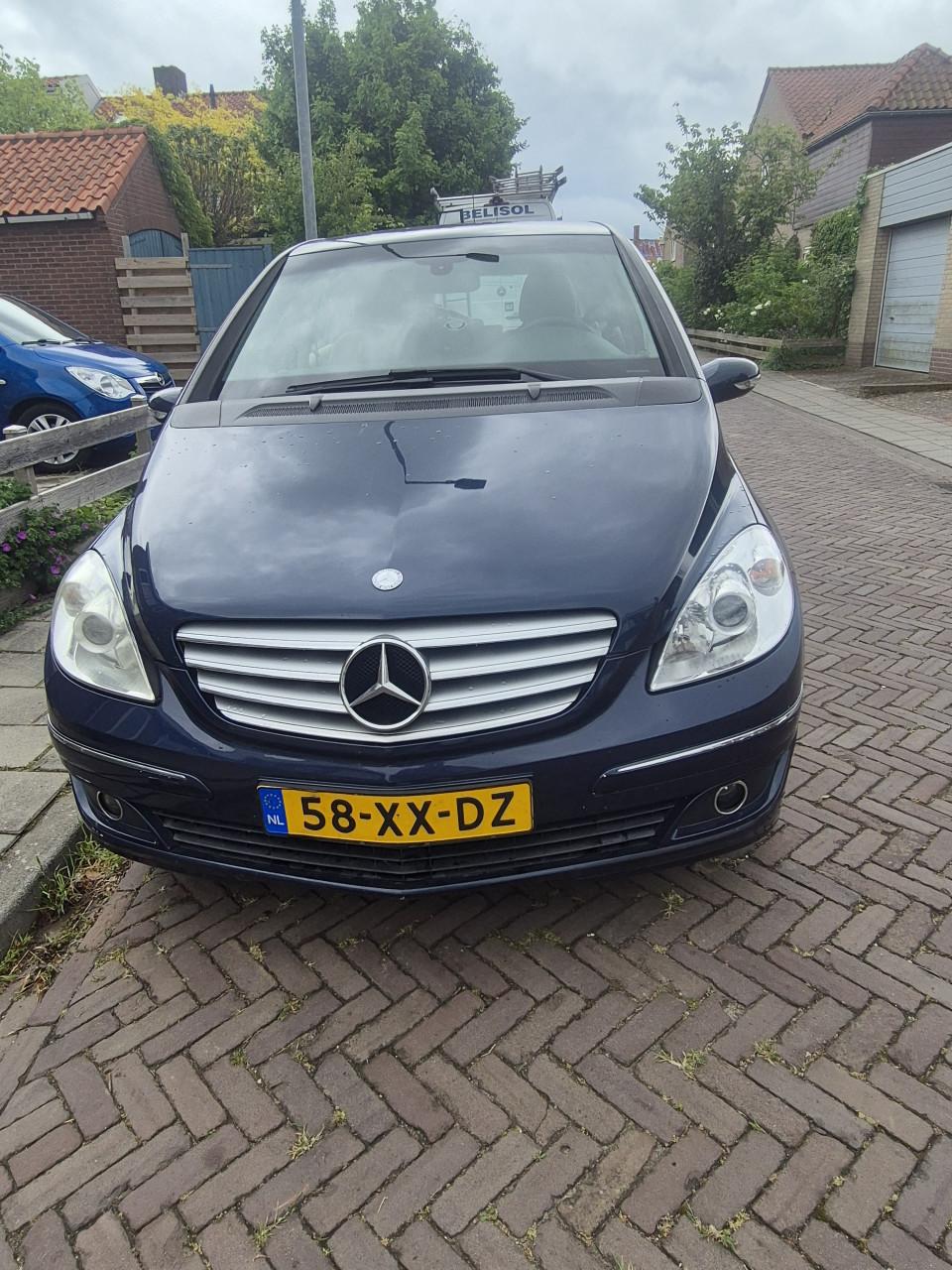 Mercedes 170B (kapotte versnellingsbak)