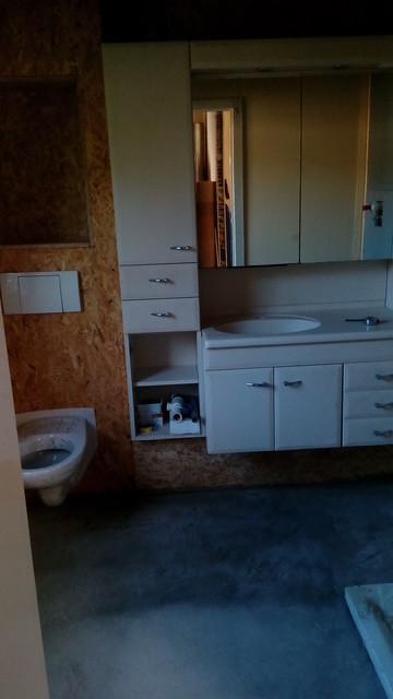 Zeer solide badkamermeubel stevig MDF