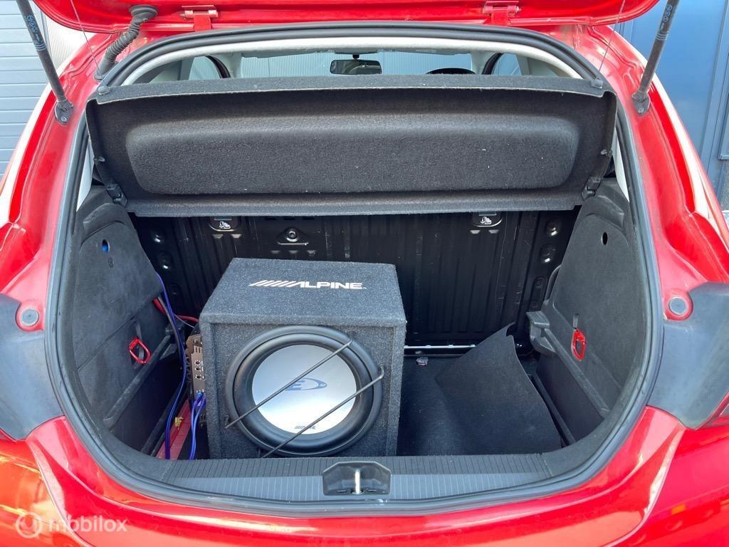 Opel Corsa 1.4 color edition