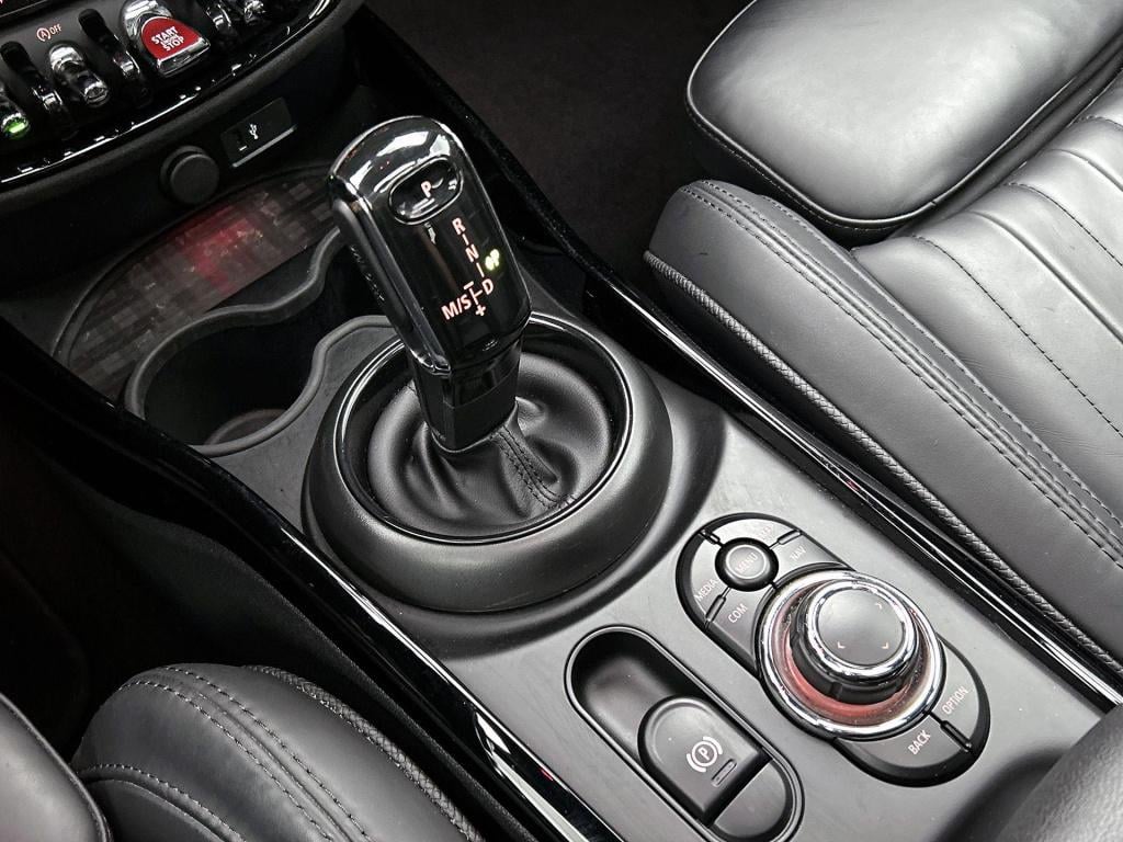 Mini Clubman 2.0 jcw all4 john cooper works | automaat | panoramadak | navi
